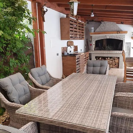 Guest house Adria 3*