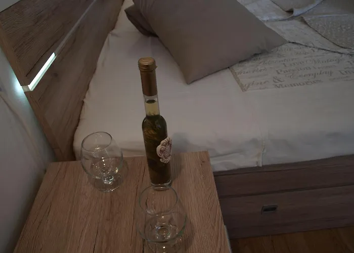 Adria 3* יאדריה