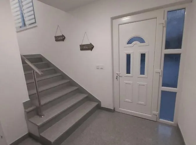 בית הארחה Adria